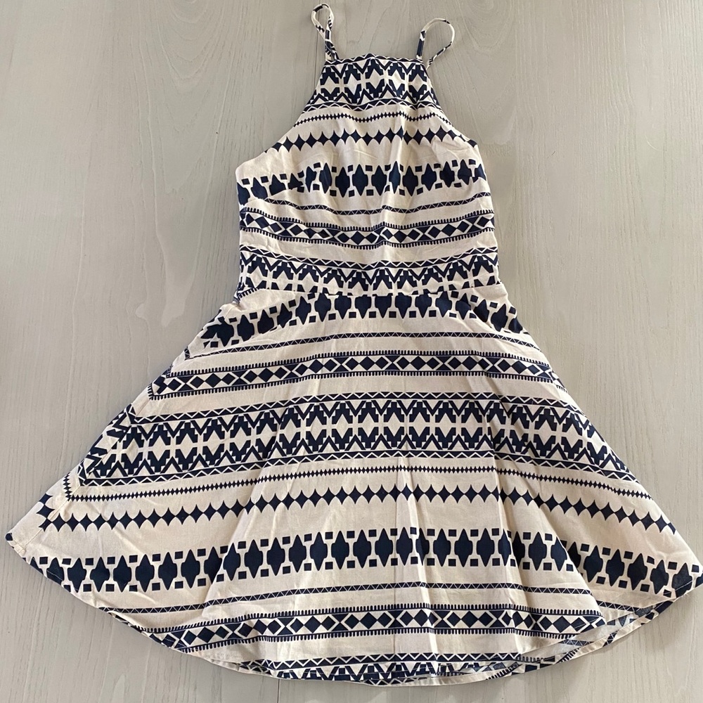 Print backless dress